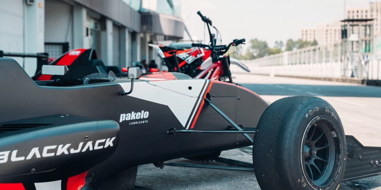 Pakelo2